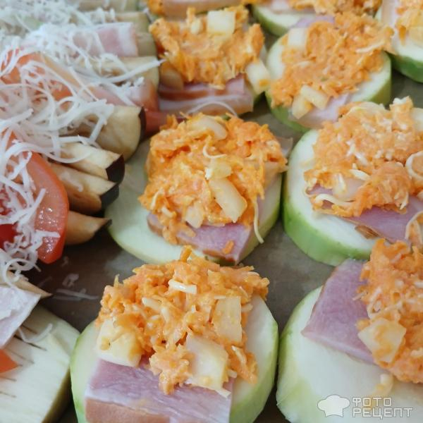 Рецепт: Запеченные кабачки с морковно-сырной начинкой-просто и вкусно! - С копчёным салом