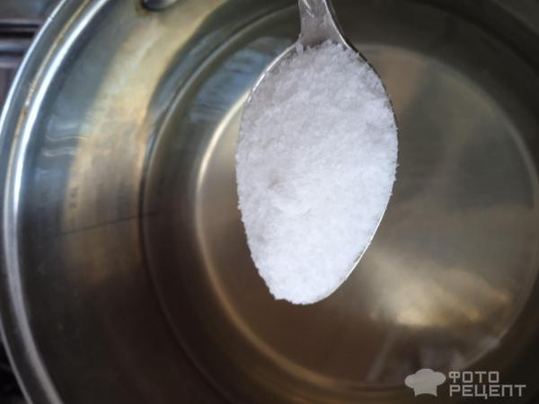 Рецепт: Маринованные помидоры с морковной ботвой - Очень вкусные и без заморочек: с уксусом и без него