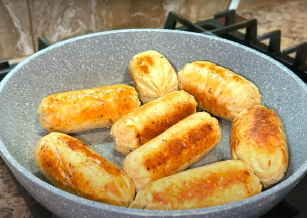 Готовлю каждую неделю! Сочные куриные колбаски из фарша — хит у детей и взрослых, а готовятся проще, чем вы думаете!