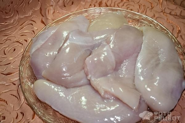 Рецепт: Куринная грудка в томатном соусе с моцареллой - в духовке