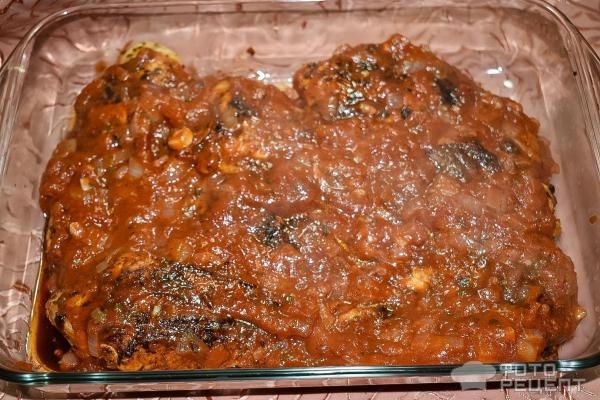 Рецепт: Куринная грудка в томатном соусе с моцареллой - в духовке