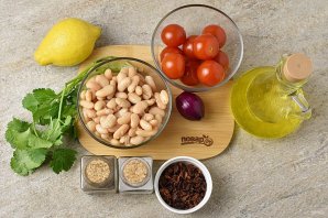 Салат из консервированной белой фасоли