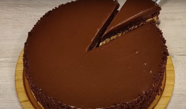 Забыла про духовку, готовлю торт только на сковороде! Получается нежнее магазинного: рецепт до смешного простой