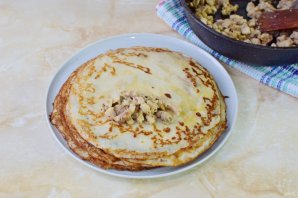 Блинчики с курицей и сыром
