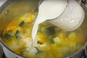 Бархатный суп из кабачков. Рецепт — забытое сокровище: готовим вкусное блюдо из простых продуктов за 30 минут