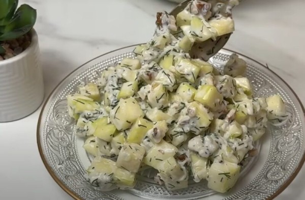 Шеф-повар поделился рецептом: кабачки без жарки, а вкус – как в дорогом ресторане