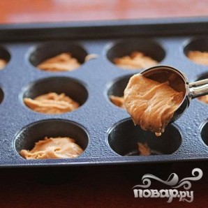 Кексы с шоколадной начинкой и кремом