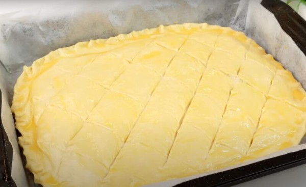 Мой фаворит среди мясных пирогов. Для этого рецепта специально держу кефир в холодильнике