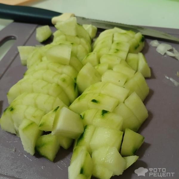 Рецепт: Паста алла Нерано - Спагетти с жареными кабачками, огурцами и чесноком. Лёгкое и ароматное летнее блюдо.