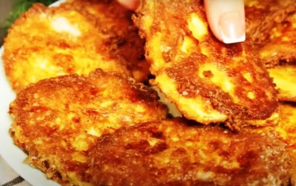 Обычные кабачки на вкус – как сочные отбивные. Идеально для летнего пикника: хрустят и тают во рту