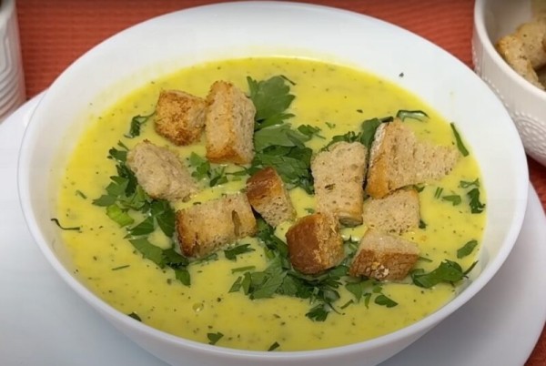 Бархатный суп из кабачков. Рецепт — забытое сокровище: готовим вкусное блюдо из простых продуктов за 30 минут