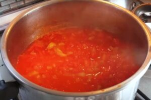 Томатный соус «Шакшука» на зиму. Заготовка для вкусной и быстрой яичницы: просто и практично