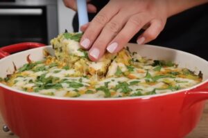 Проще не бывает: кабачковая запеканка, которая удивит даже опытных хозяек. Вкусный летний рецепт