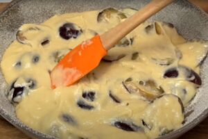 Пирог, который вас удивит: готовится на сковороде, а по вкусу – как из печи! Рецепт, который полюбят все