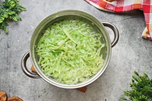 Щи с курицей