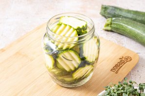 Маринованные цукини