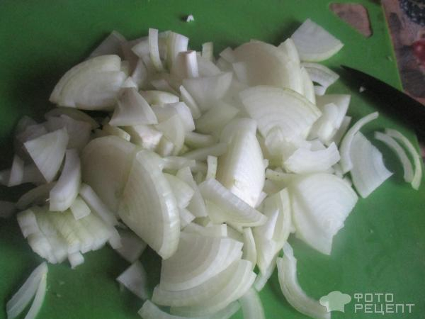 Рецепт: Капуста, тушеная с пивом - с почками, яблоками, черносливом и брусникой