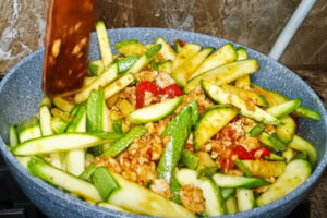 Самое вкусное блюдо из кабачков и фарша — просто объедение! Готовлю на обед или ужин для всей семьи