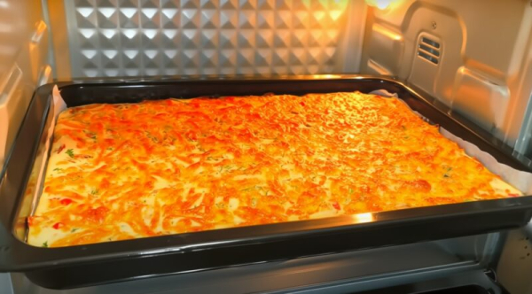 Вкуснее пиццы и проще запеканки. Рецепт пирога в духовке с изумительной начинкой! Вкуснее пиццы и проще запеканки. Рецепт пирога в духовке с изумительной начинкой!
