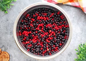 Конфитюр из черной и красной смородины