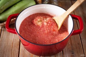 Икра кабачковая с помидорами
