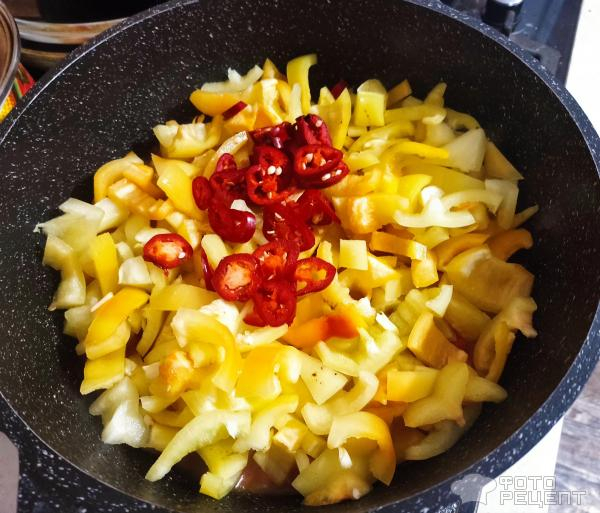 Рецепт: Икра баклажанная с красным перцем - Вкуснее этой баклажанной икры вы точно не пробовали!