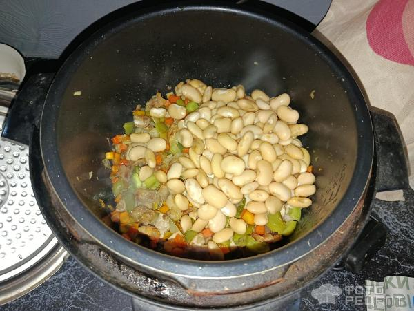 Рецепт: Гуляш мясной - со свининой и фасолью