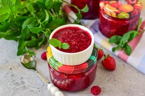 Варенье из малины и клубники
