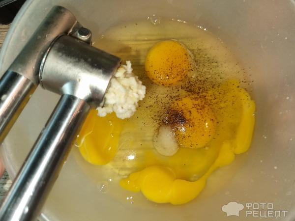Рецепт: Салат из морской капусты "Японский" - С мясом и омлетом.