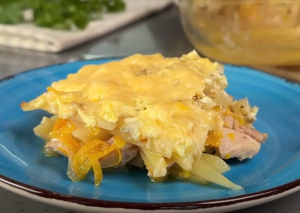 Как быстро и вкусно накормить всю семью. Сытный обед из картошки и курицы — блюдо ресторанного уровня!