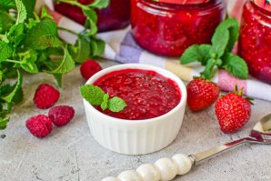 Варенье из малины и клубники