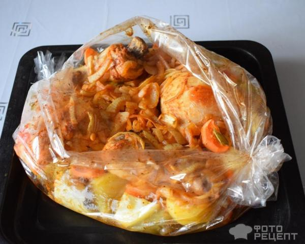 Рецепт: Куриные окорочка с овощами, запеченные в рукаве, в маринаде с виноградным уксусом - с сиропом топинамбура