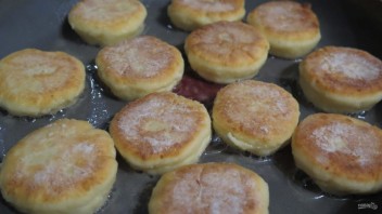 Сырники из прокисшего творога